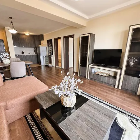 Elegant 1br With Sea Panorama - Argisht Palace * ヴァルナ
