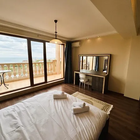 Apartment Elegant 1br With Sea Panorama - Argisht Palace